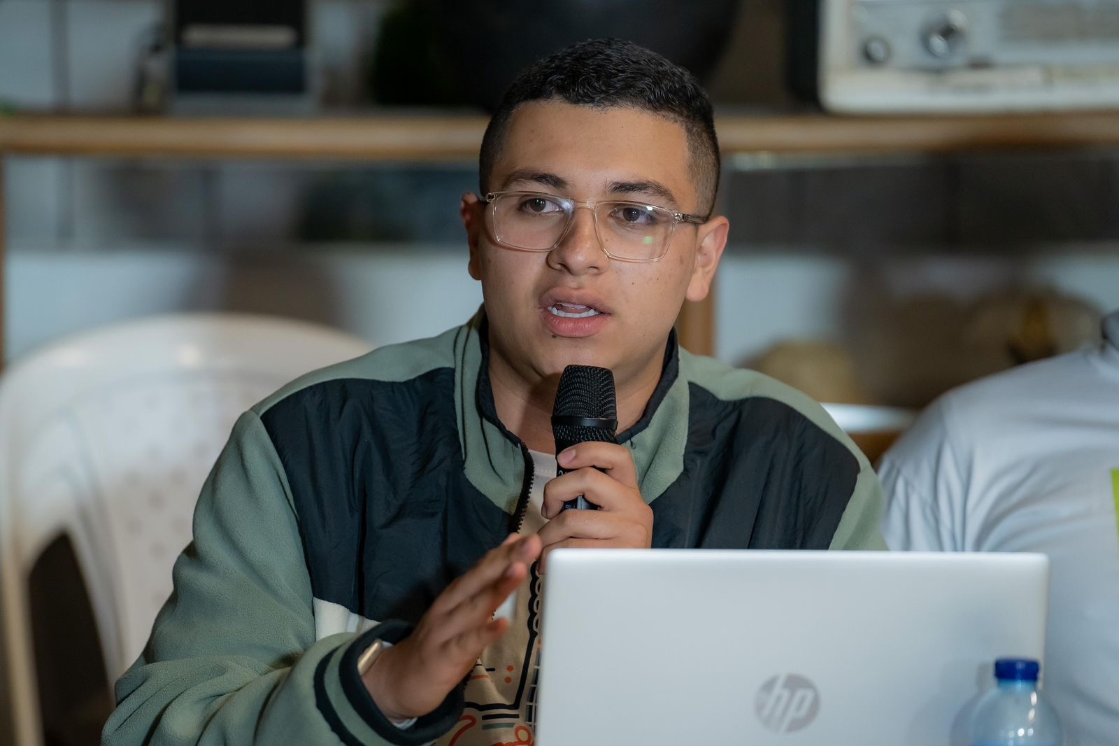 10a2ef00 be6d 4d9d 8f1d 7d3fb2a3575a